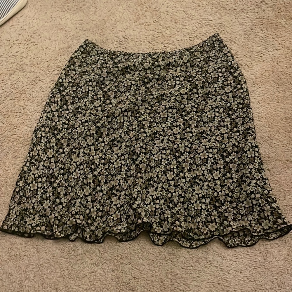 Floral skirt Old Navy size 14 brown black and tan midi skirt